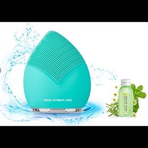 Swiss Ultimate Labs Facial Cleansing Brush
